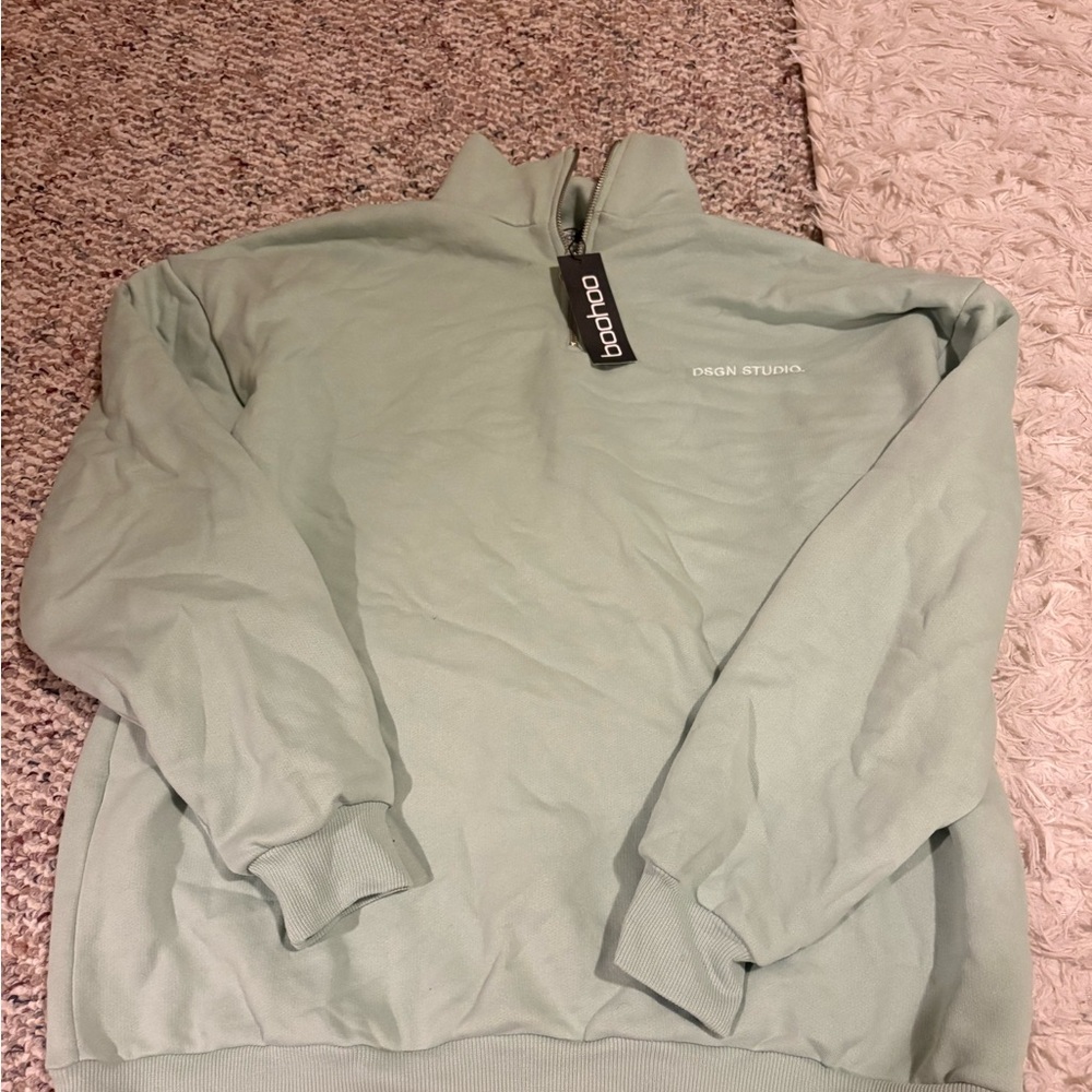 Brand new with tags Boohoo Zip-Up Sweater